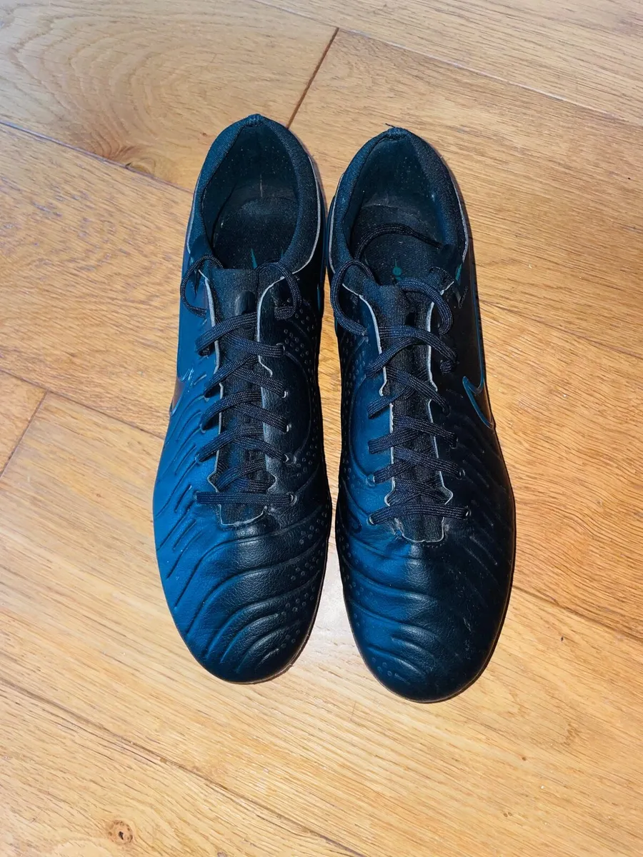 Football boots - Image 3