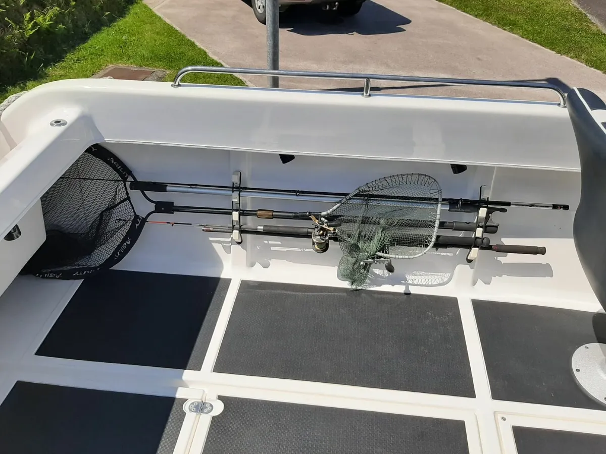 Warrior 175 boat - Image 4