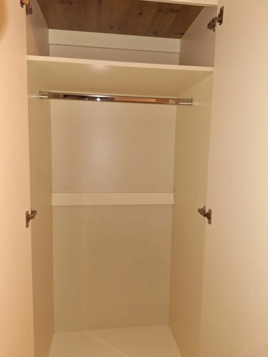 Wardrobe - Image 3