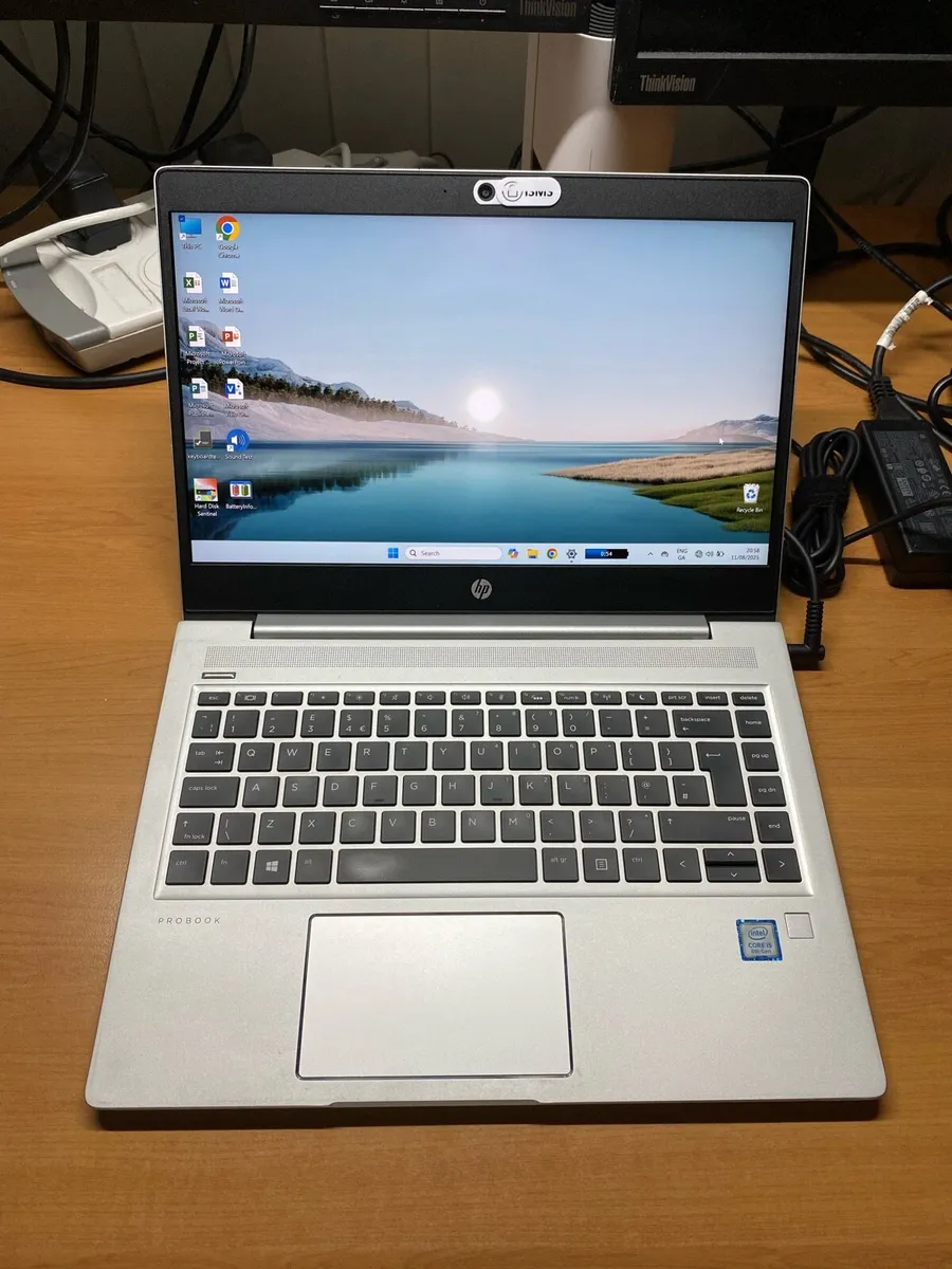 HP Laptop i5 pro 16-256 windows 11 pro - Image 1