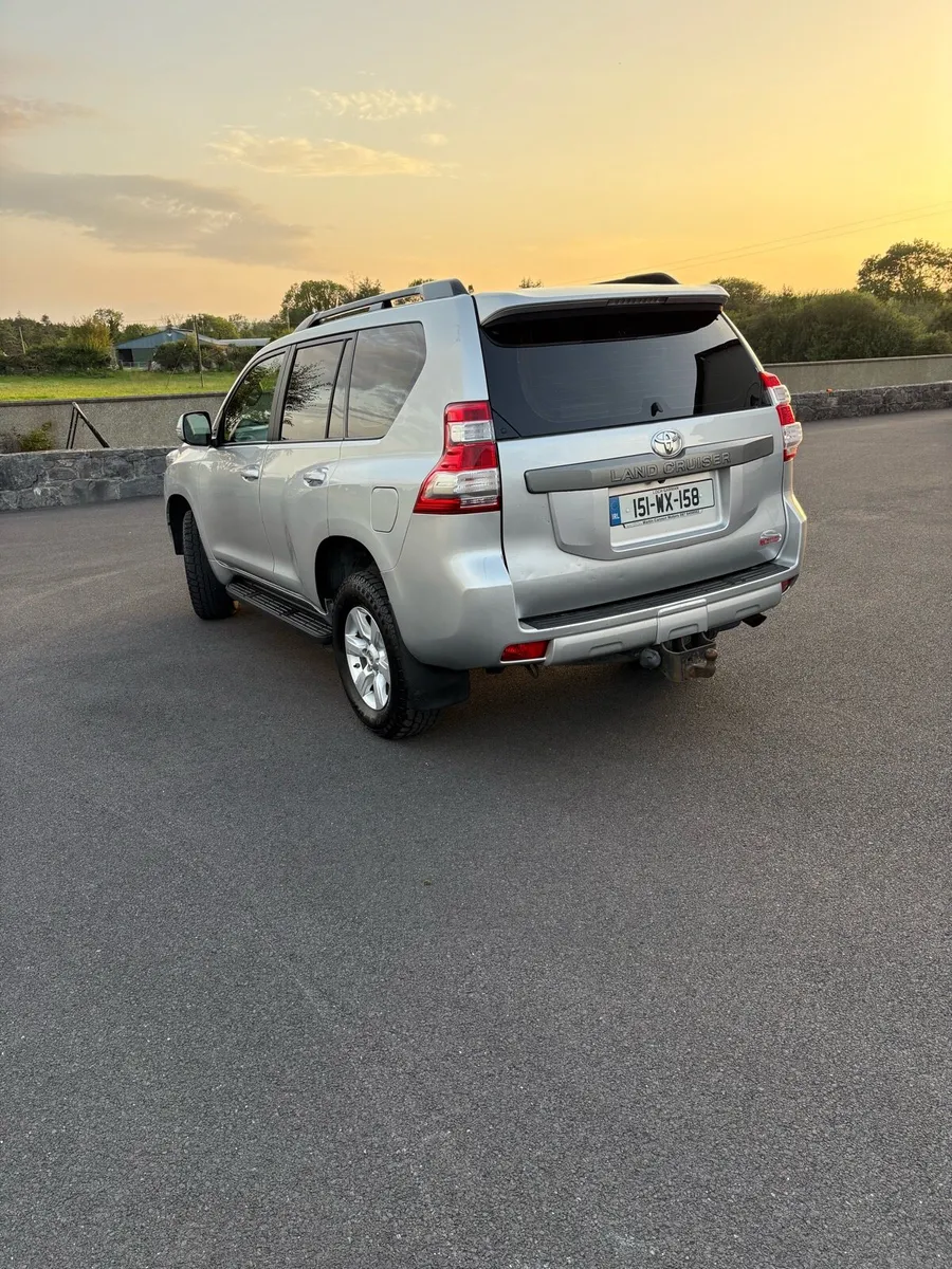 Toyota landcruiser - Image 4