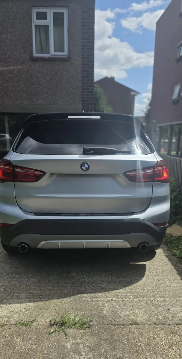 BMW X1 excellent condition - Image 2