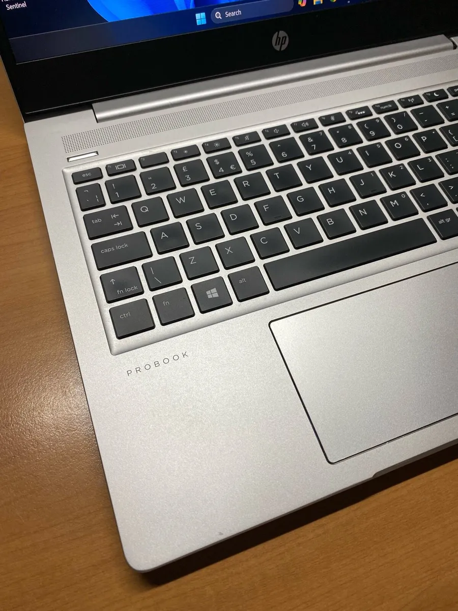 Hp laptop i5 pro 10gen 16-256 win 11 - Image 3