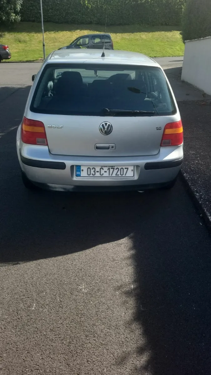 Volkswagen Golf 2003 - Image 1