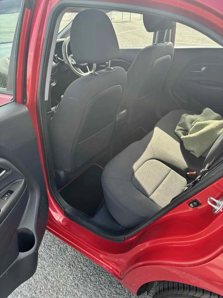 Kia Rio 2013 - Image 4