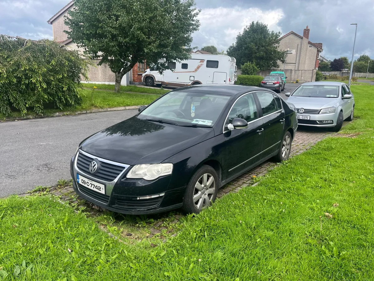 Volkswagen Passat 2009 - Image 1
