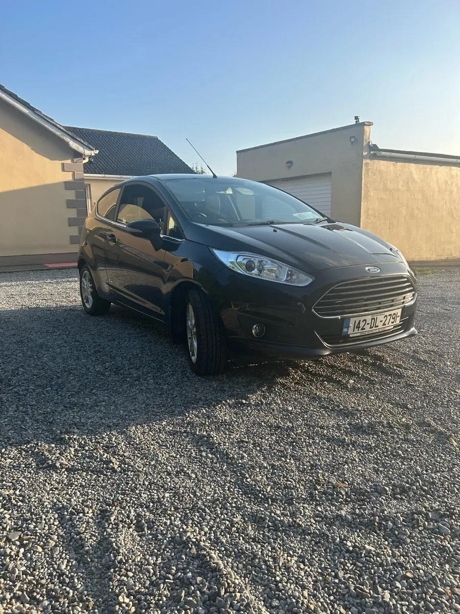 Black Ford Fiesta Argento 1.25 Petrol - Image 3