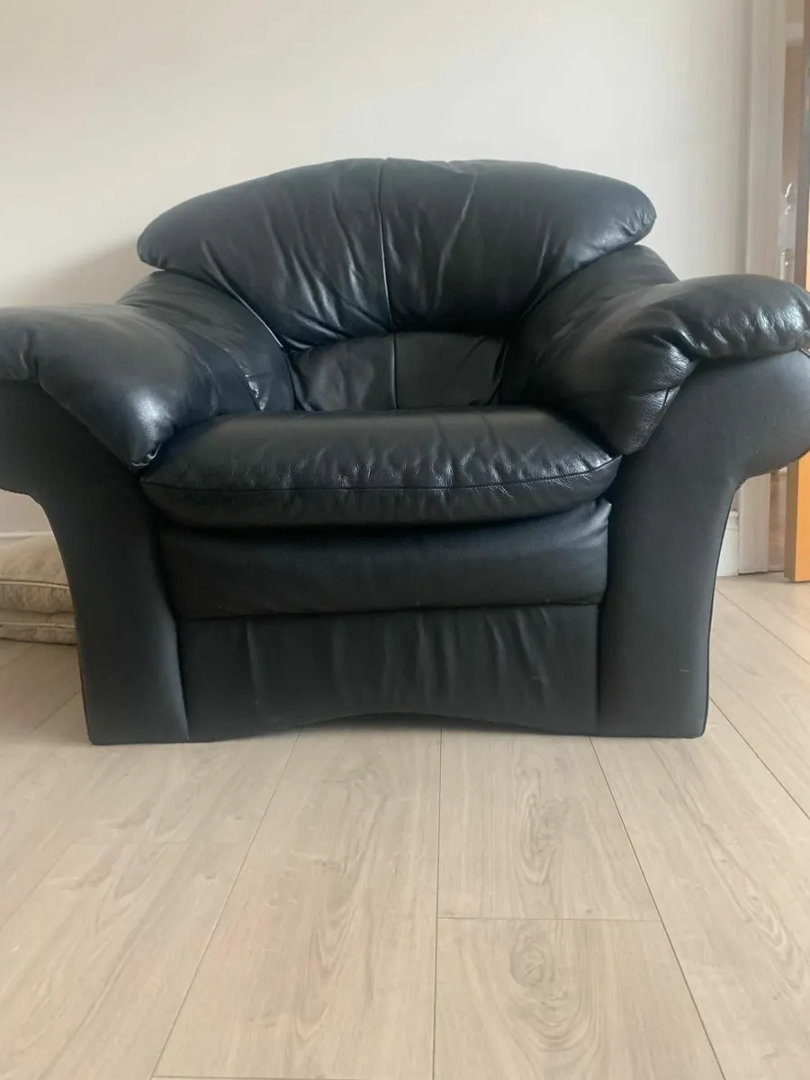 Sofa - Image 3