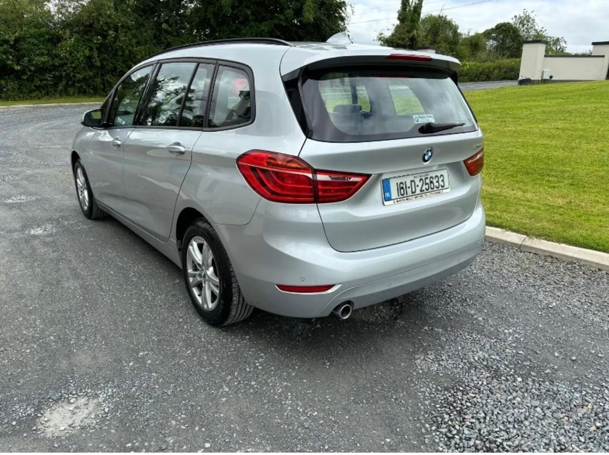 BMW 218D - Image 4