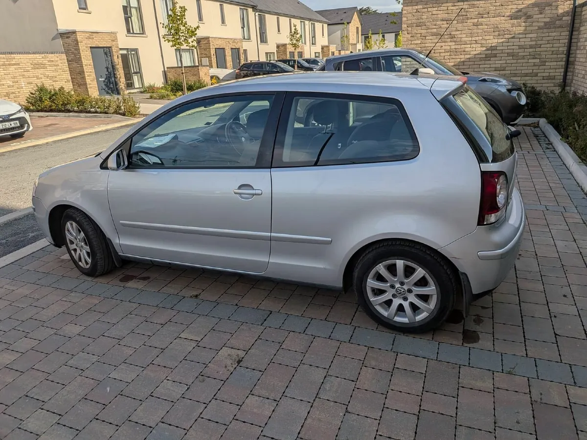 Volkswagen Polo 2009 - Image 4