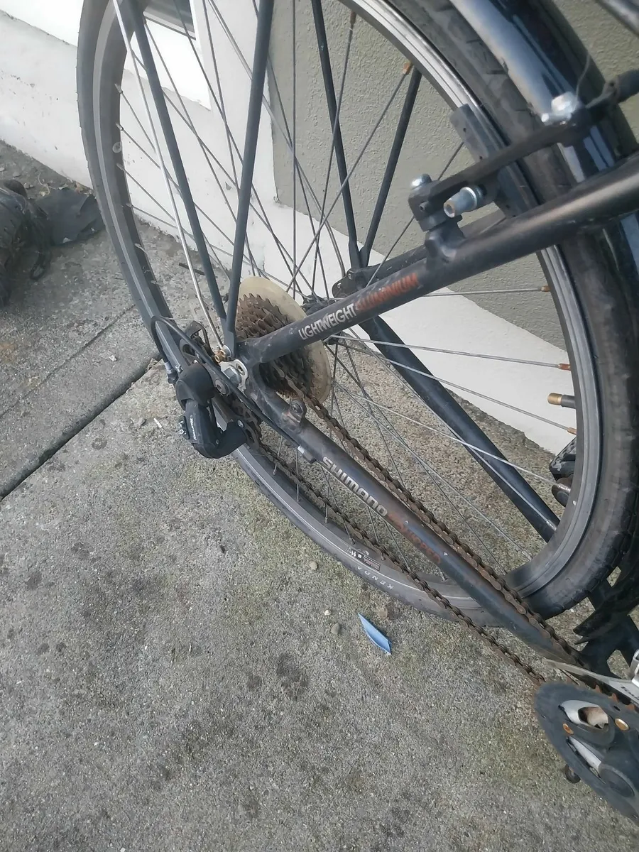 Road Bike - Image 2