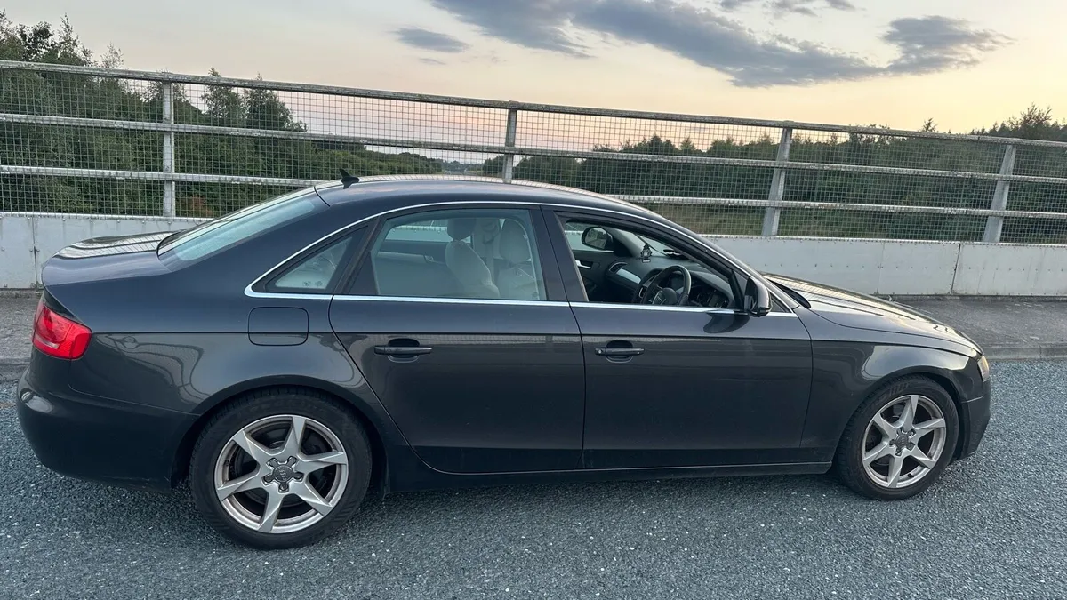 Audi A4 2010!1.8 Petrol!New NCT 05/26! - Image 2