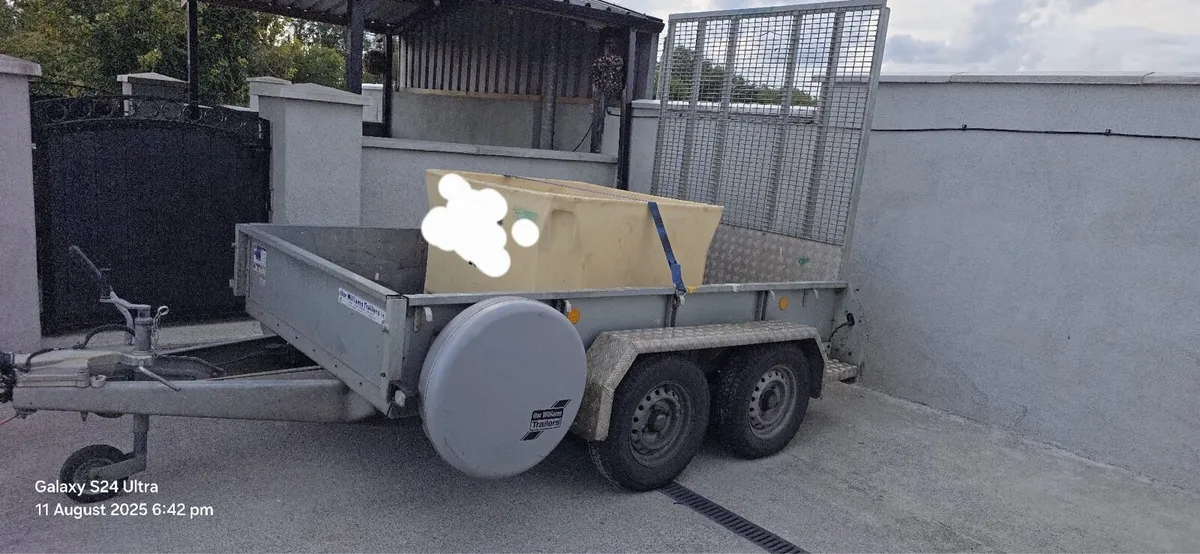Ifor Williams - Image 1