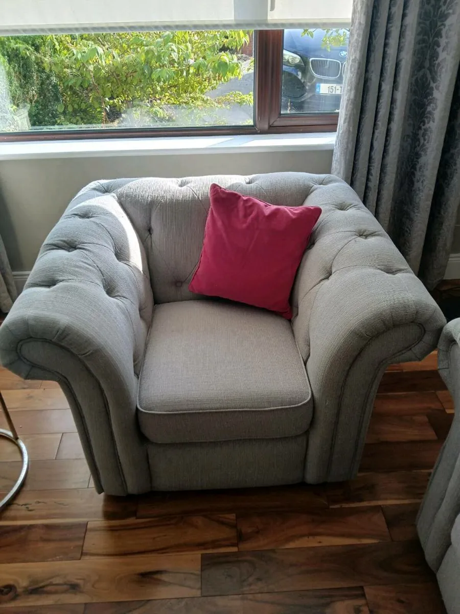 Armchair - Image 2