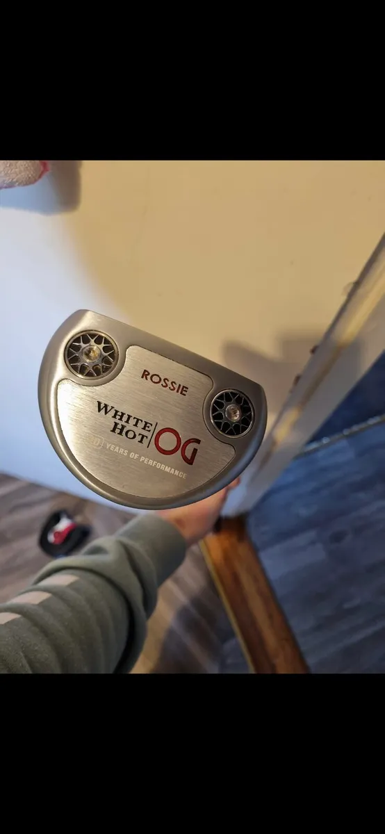 Odyssey Rossie Putter - Image 1