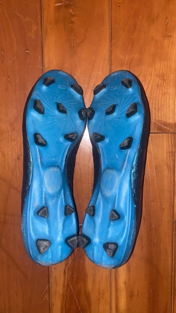 Football boots - Image 4