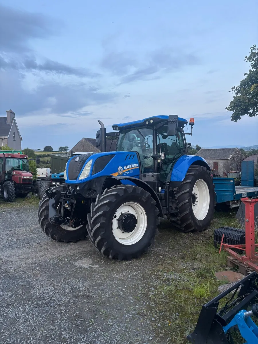 New Holland T7.230 - Image 1
