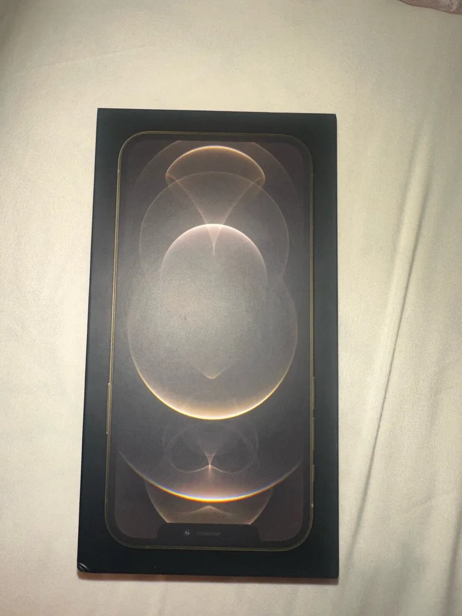 iPhone 12 Pro - Image 3