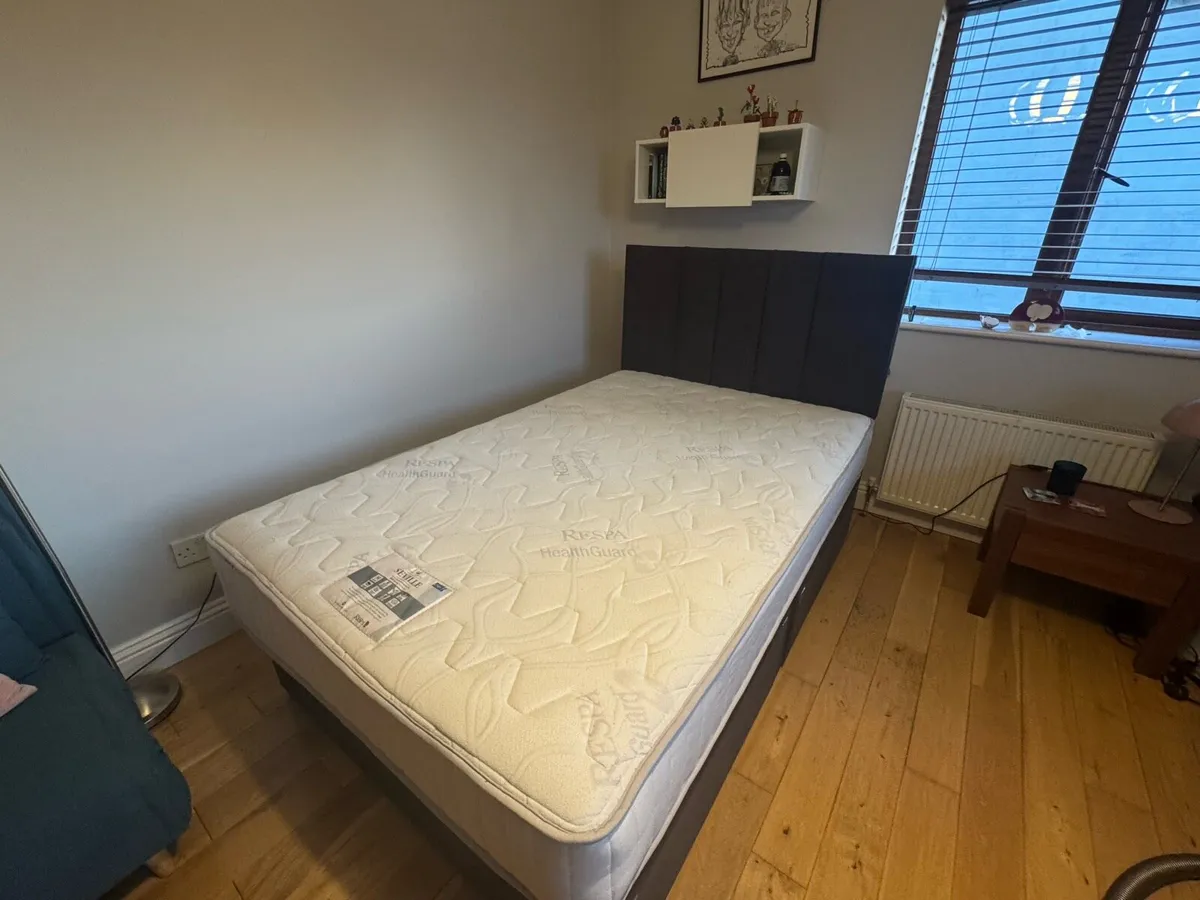 4 foot bed - Image 1