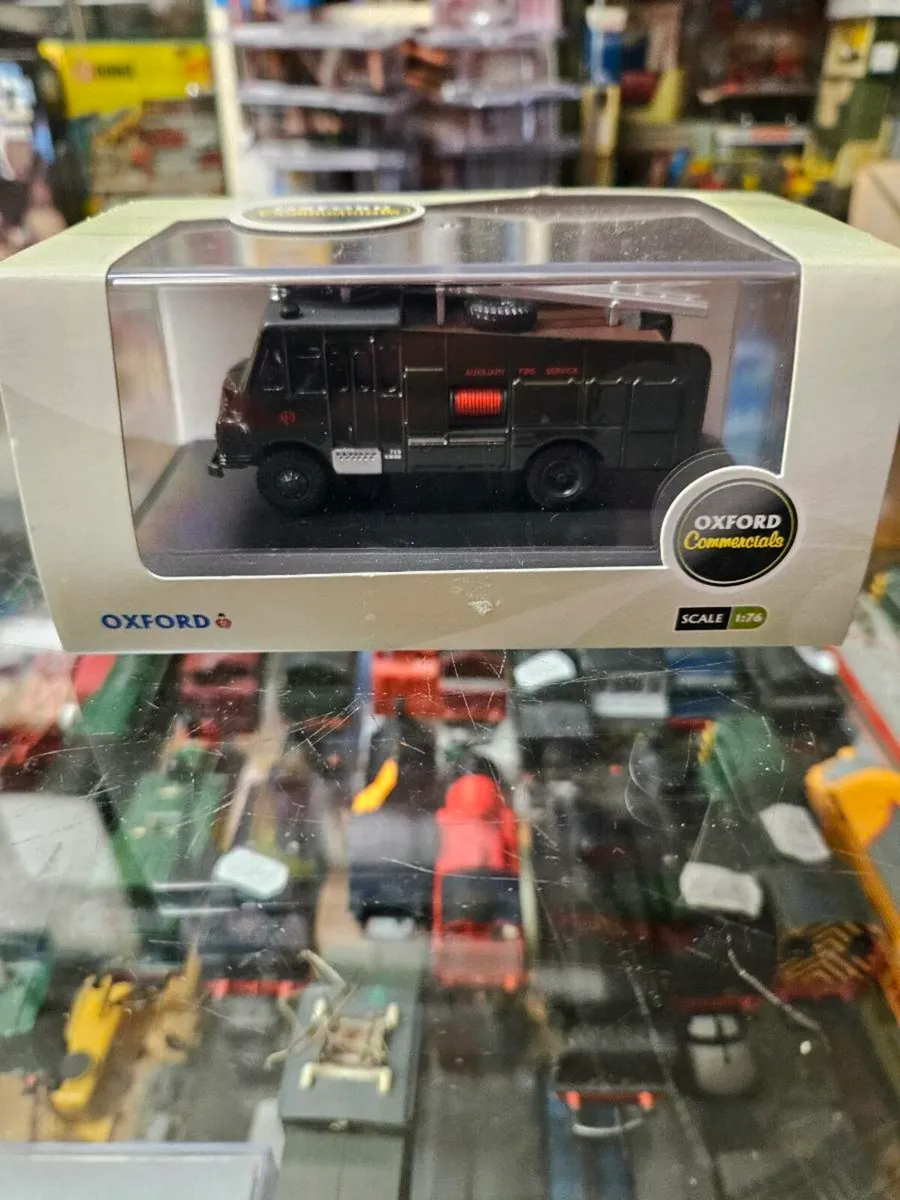 Corgi Oxford Auxillary Fire Engine - Image 1