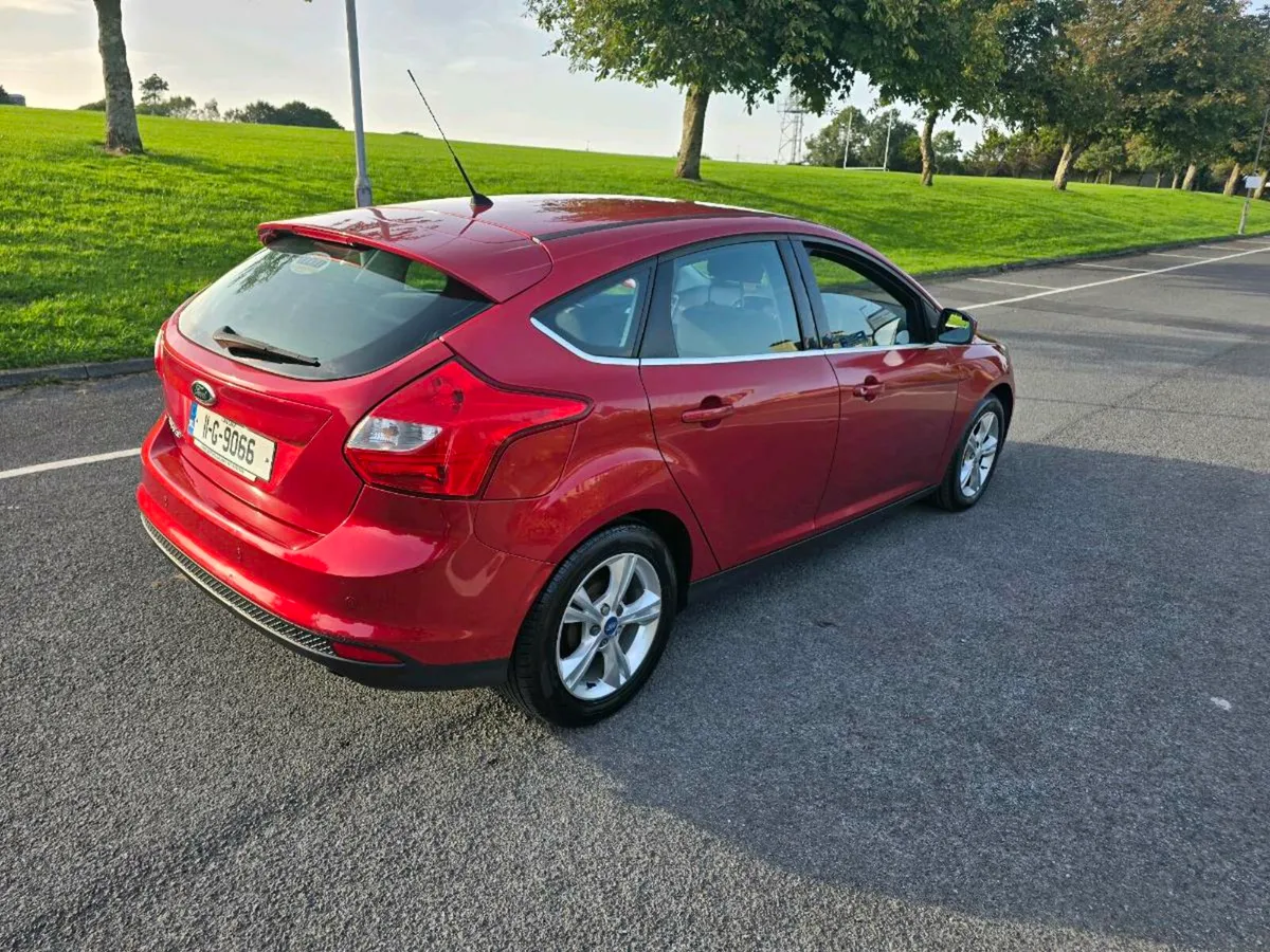 2011 Ford Focus*LOW MILEAGE* - Image 3