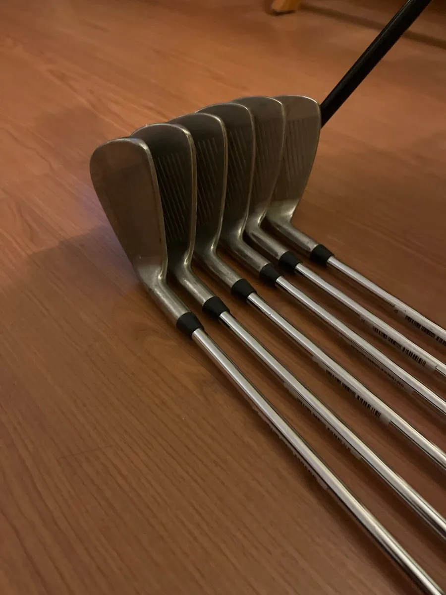 60” Golf Clubs - Image 3