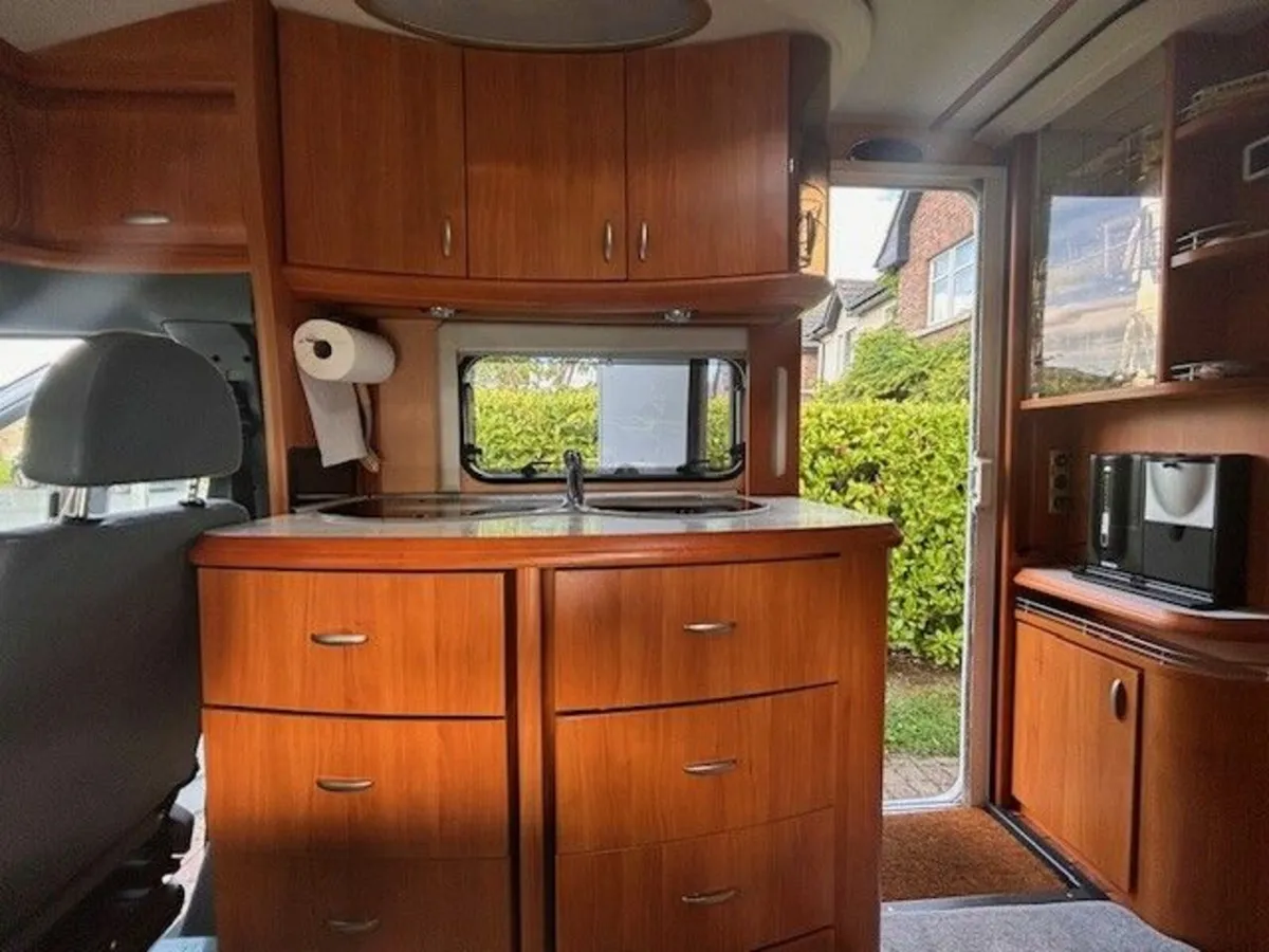 Camper Van  T600 Ford Hobby Motor Home - Image 4