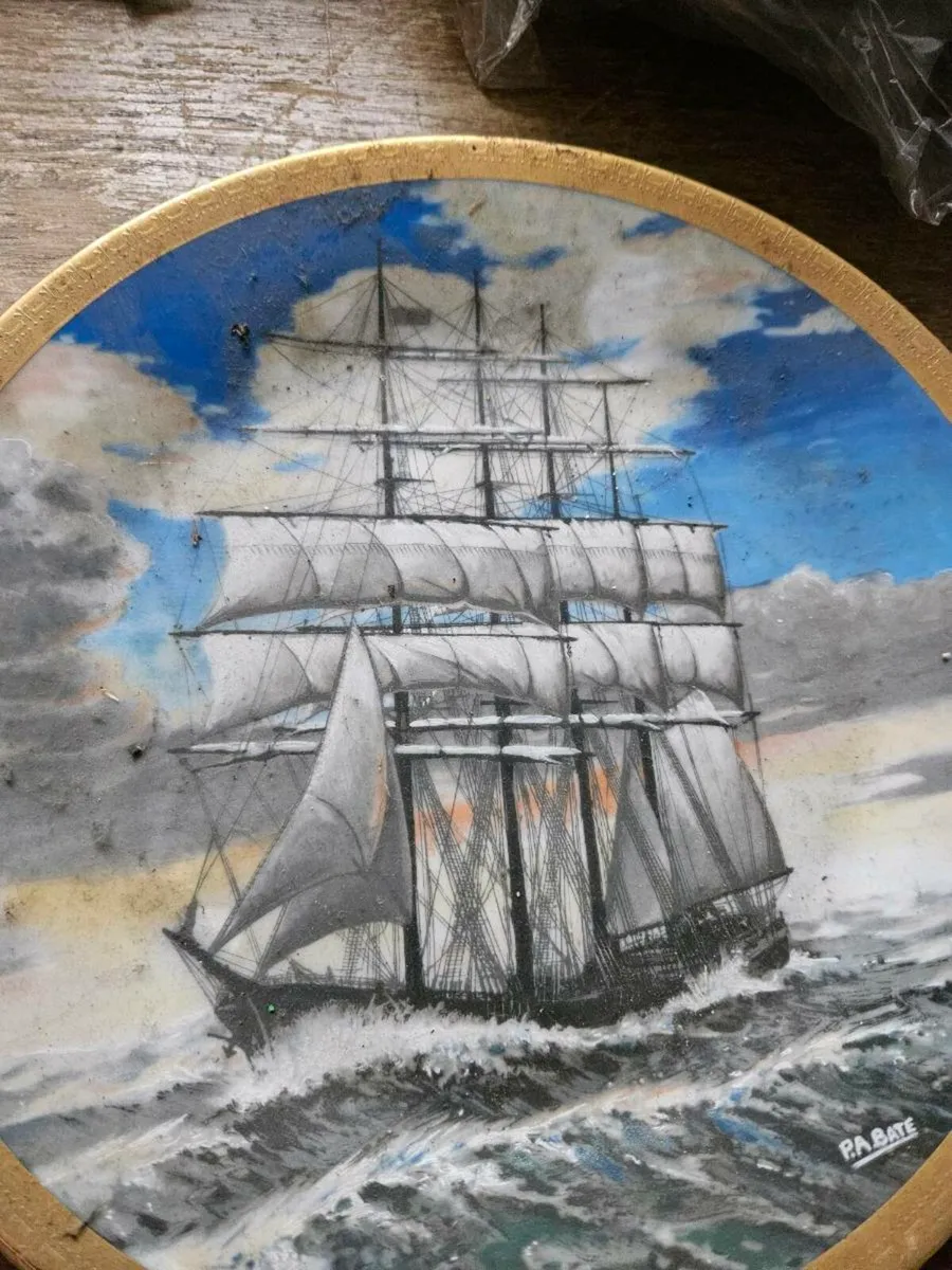 Vintage Arklow Pottery Plate - Image 2