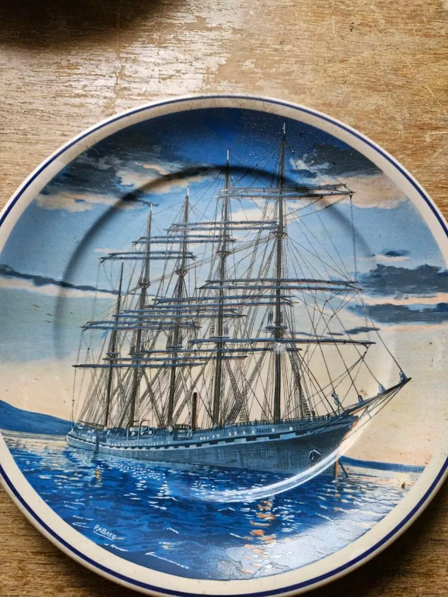 Vintage Arklow Pottery Plate - Image 2