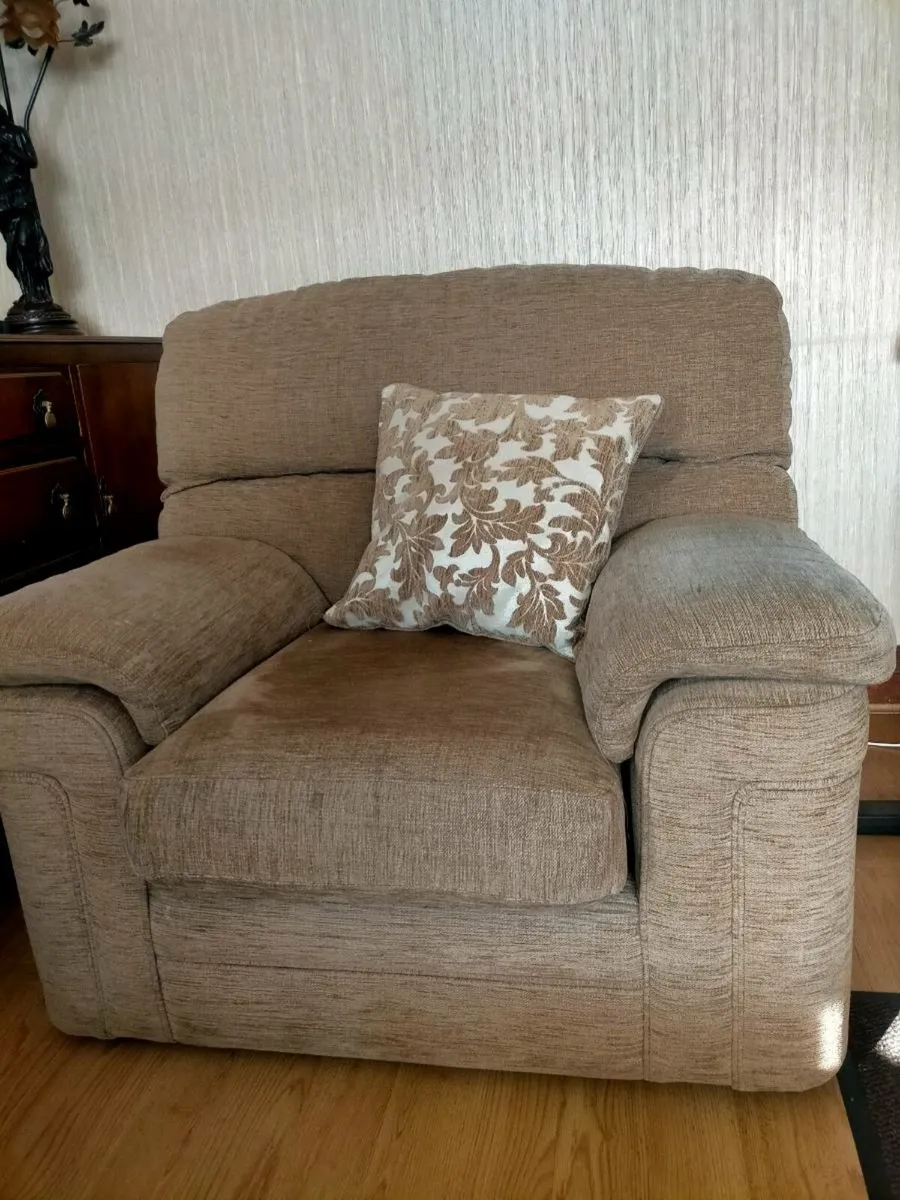 3 piece suite - Image 3