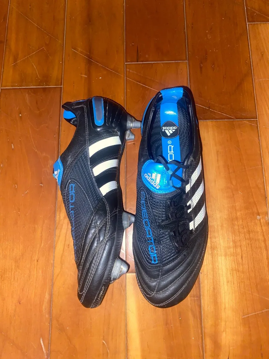 Football boots - Image 2