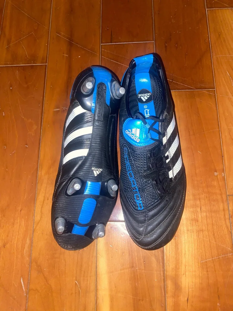 Football boots - Image 4