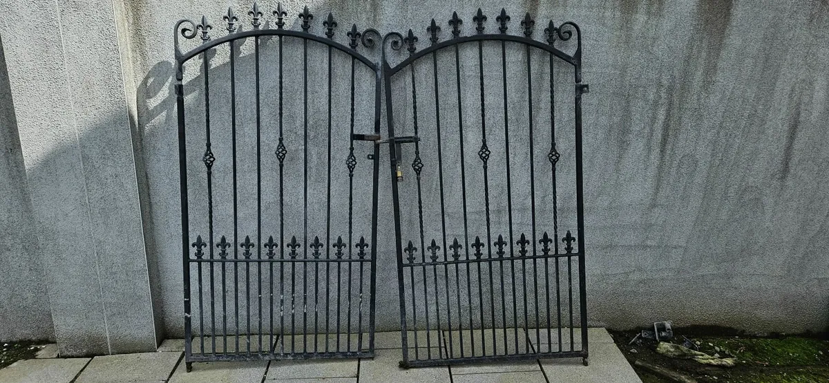 Gates (Powder coated)