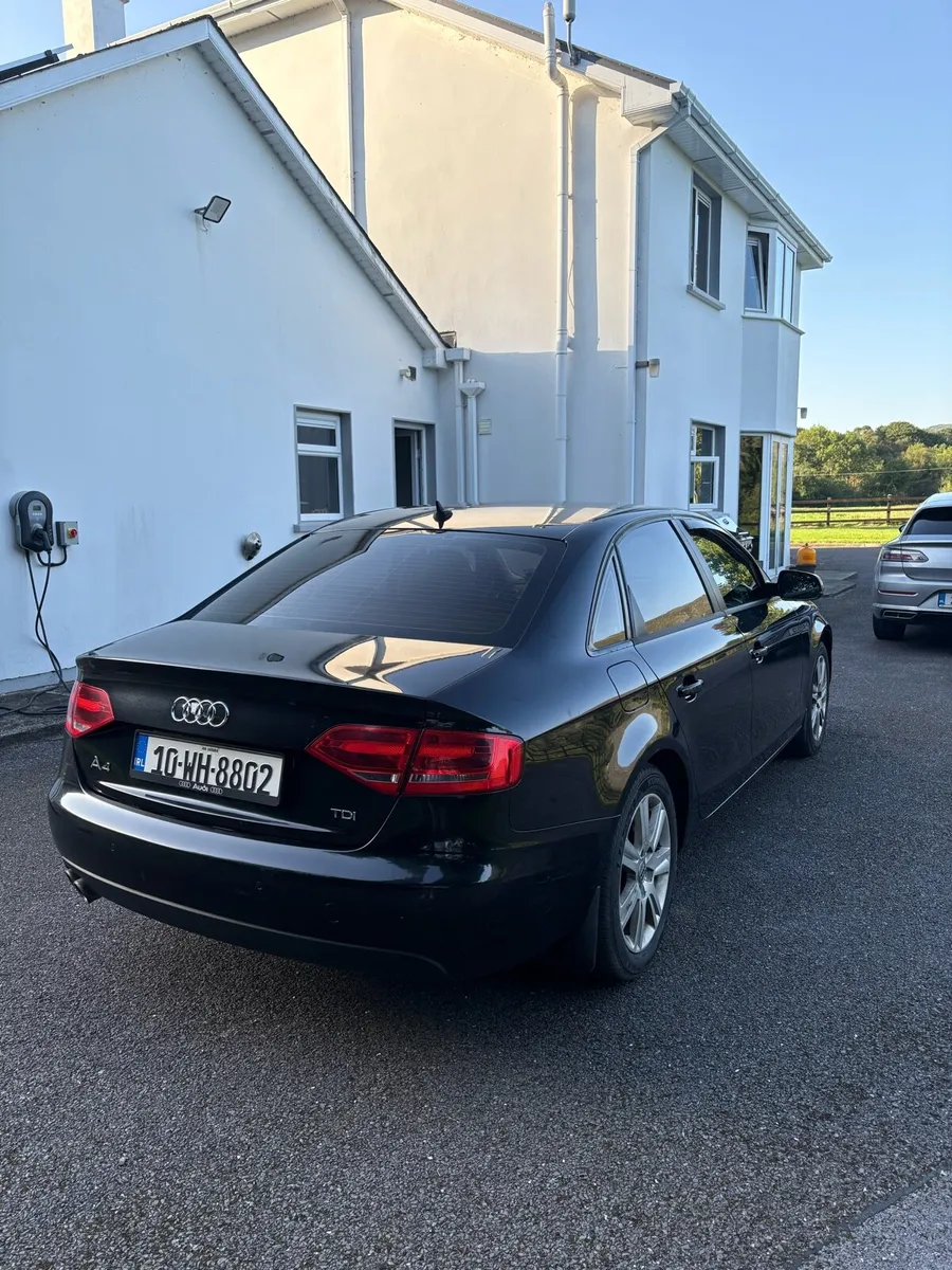 Audi A4 2.0 TDI SE Technik 167bhp - Image 4