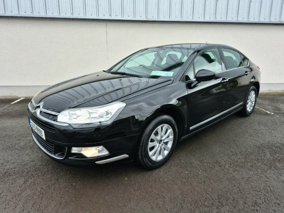 CITROËN C5**VERY LOW MILEAGE**LIKE NEW** - Image 1