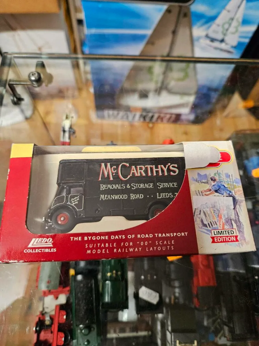 Corgi Lledo Trackside Delivery Van - Image 1