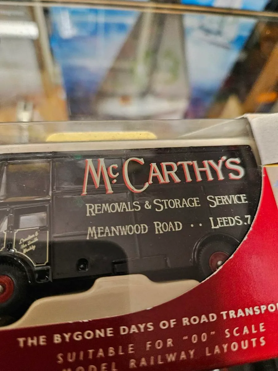 Corgi Lledo Trackside Delivery Van - Image 2