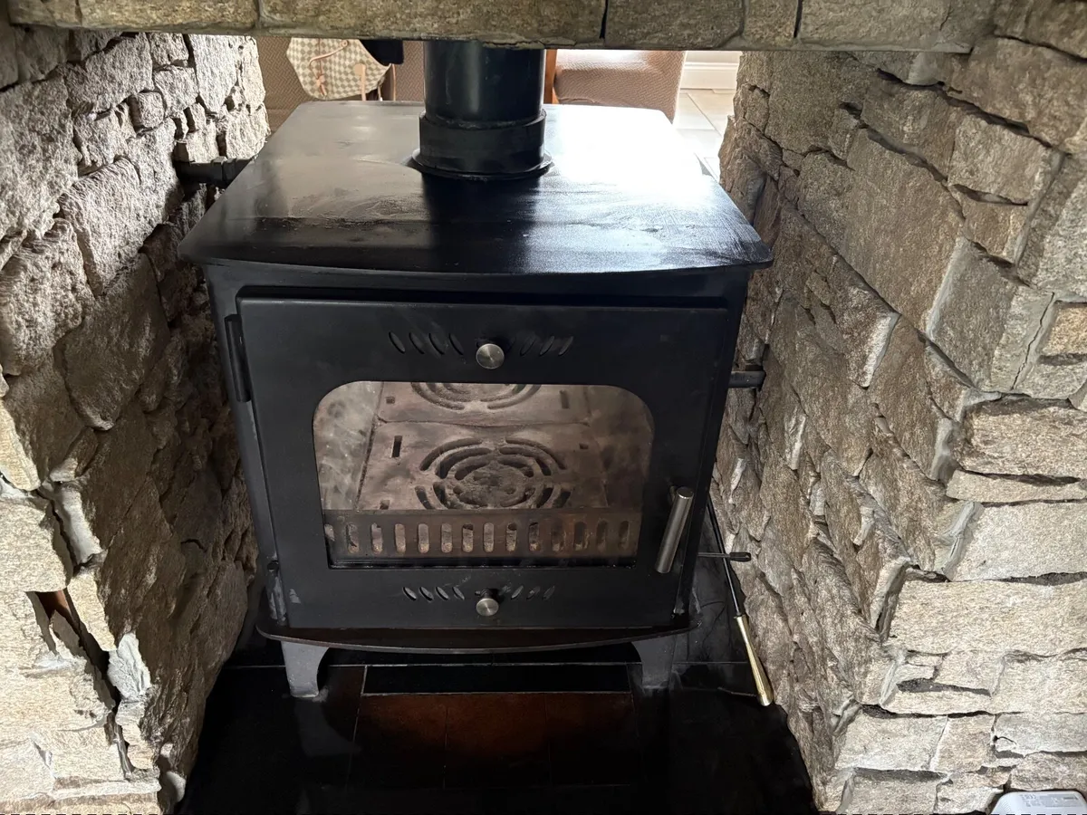Stove - Image 4