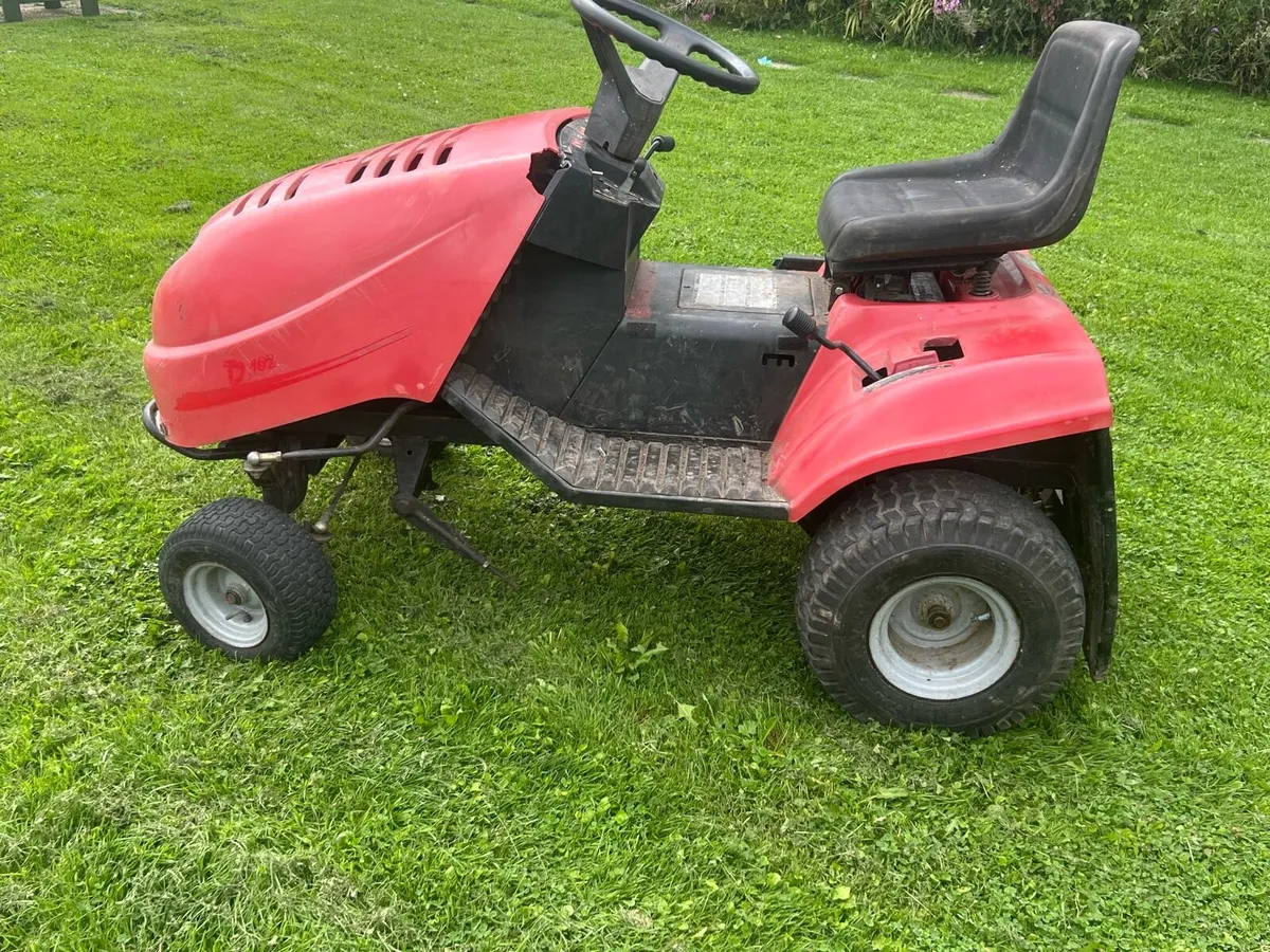 Ride on lawnmower - Image 4
