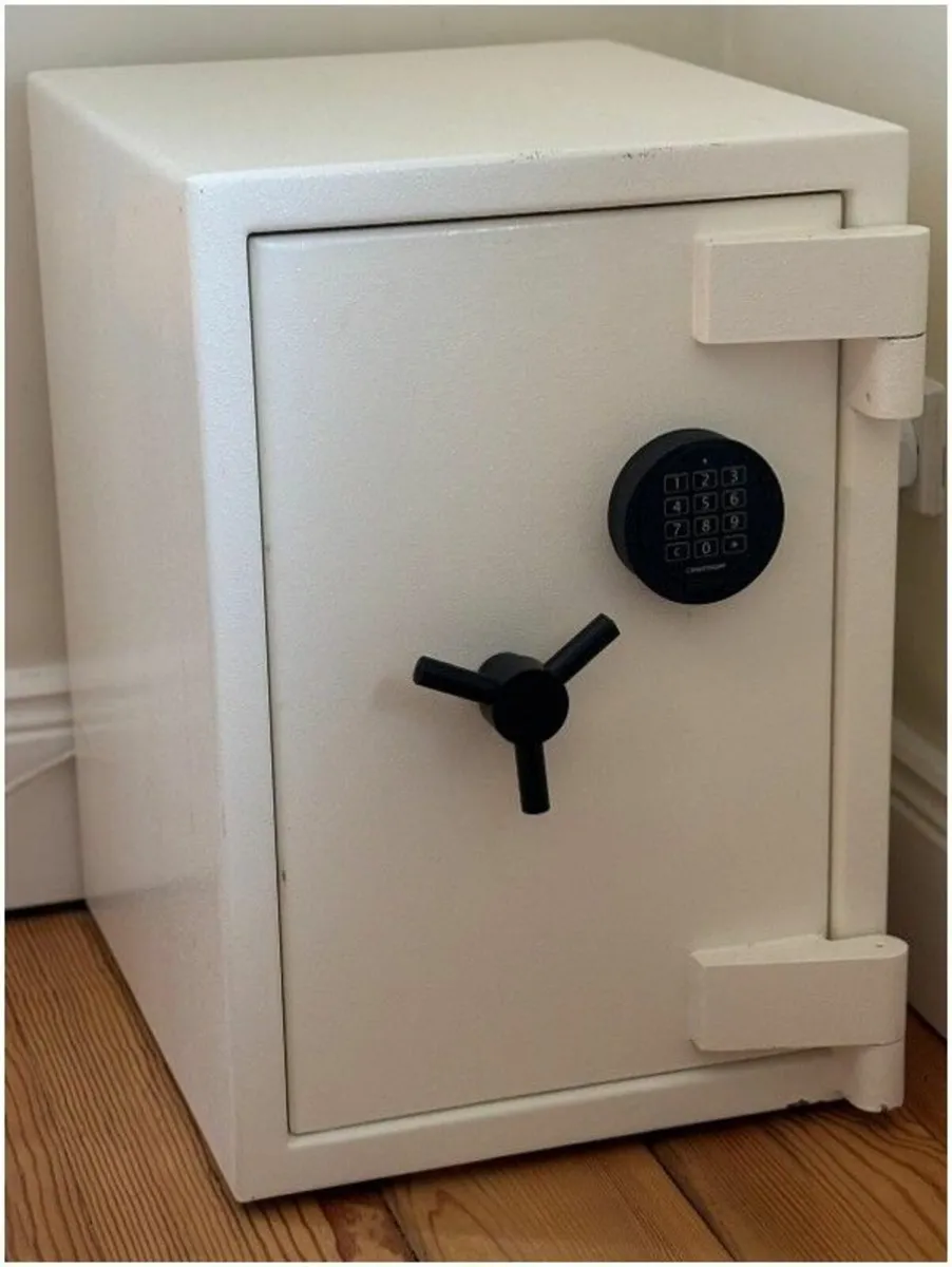 Defender Pro-1M Fire & Security Safe – Grade I - Image 1