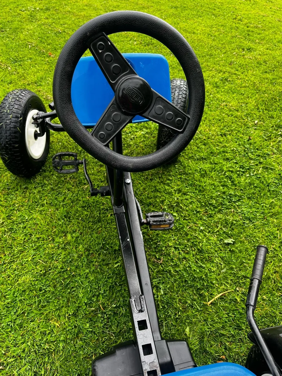 Berg go kart freshly resprayed - Image 4