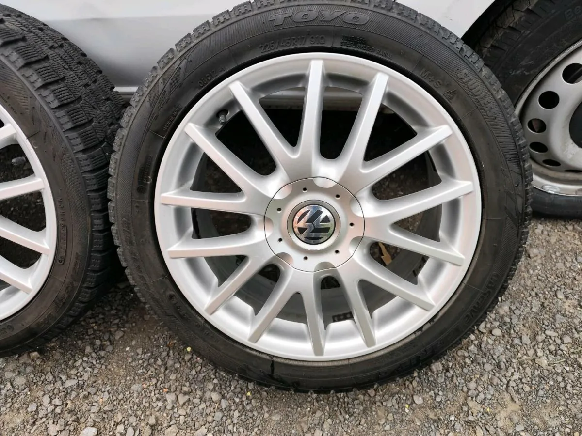 17" VW Golf GT / GTI alloy wheels - Image 2