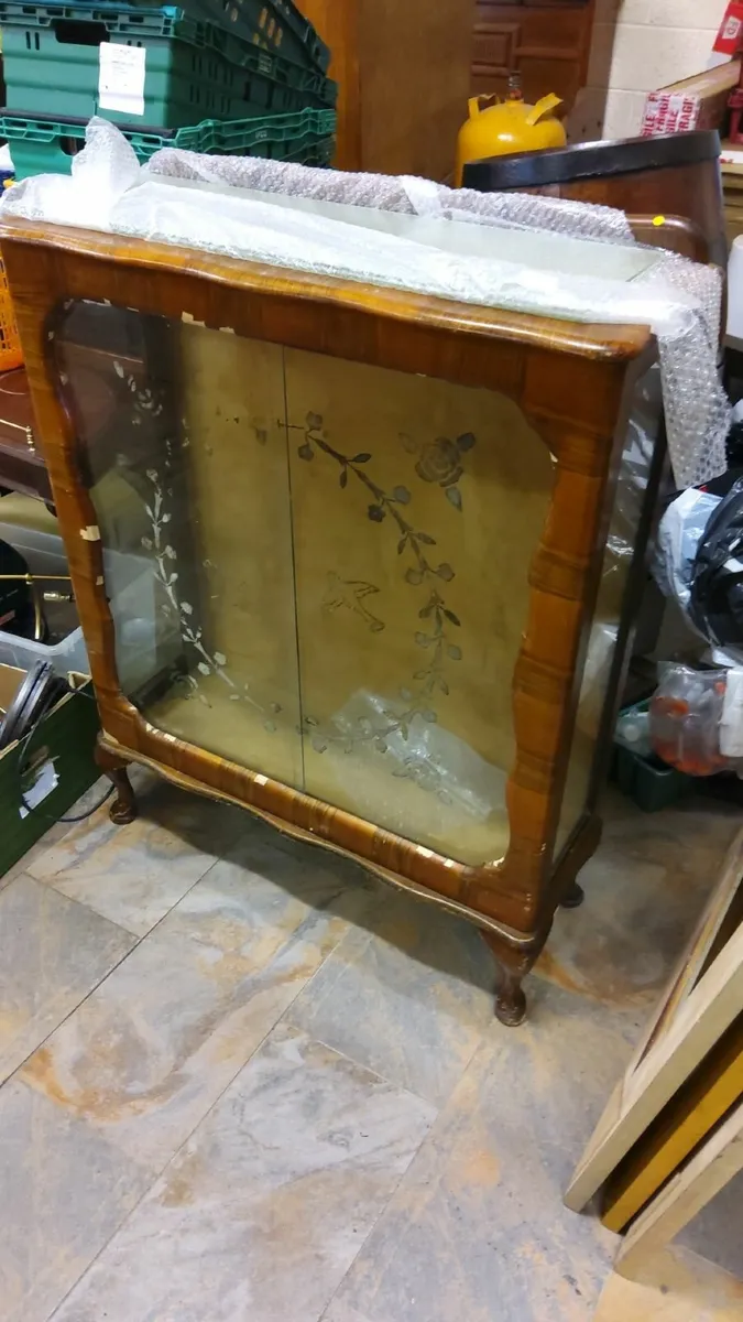 Glass Cabinet