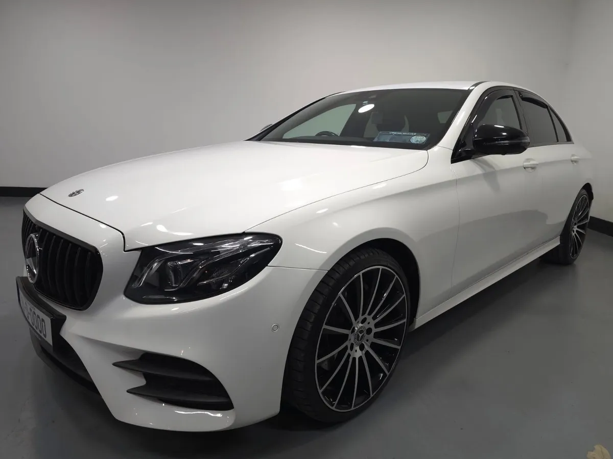 Mercedes-Benz E-Class E220D AMG Line - Image 4