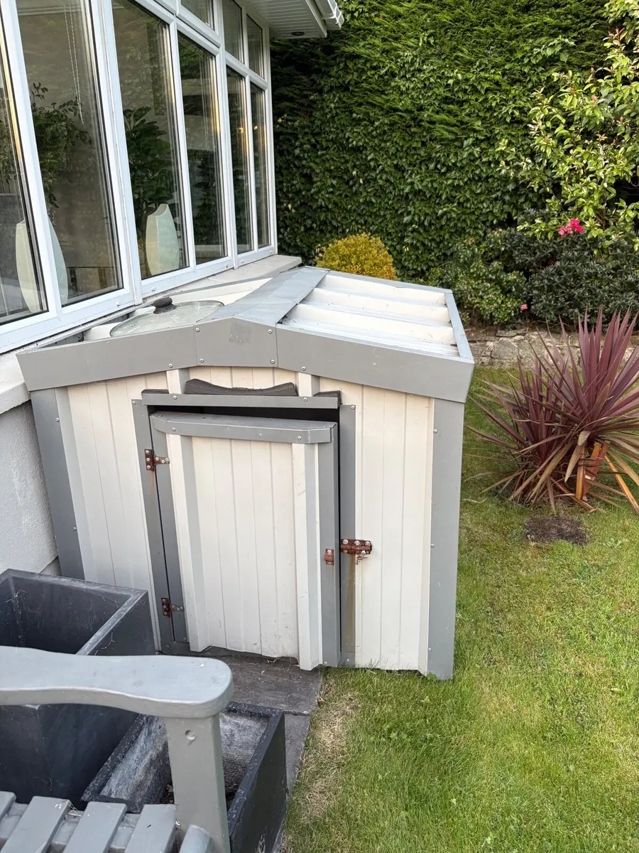Dog kennel - Image 2
