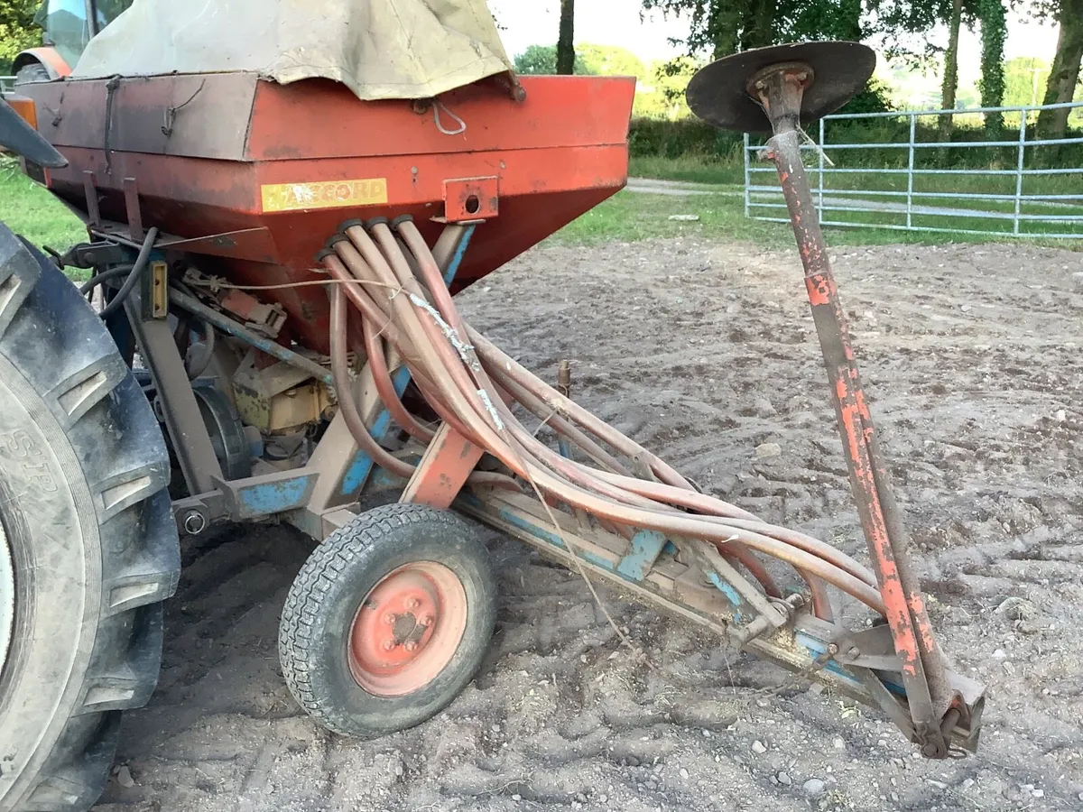 Accord 4 m seeder - Image 4