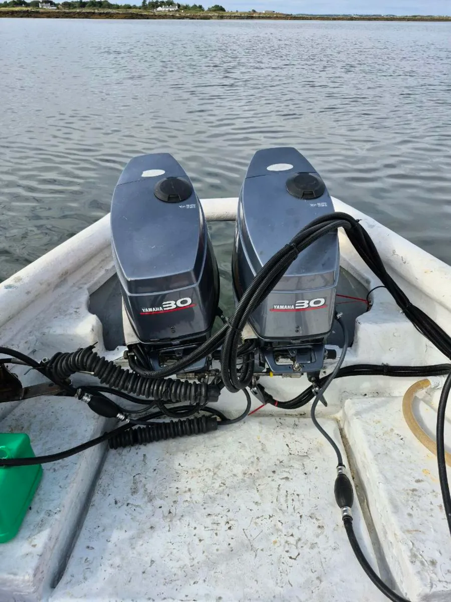 2 Outboard  Yamaha 30 hp 2 stk (price to sell) - Image 1