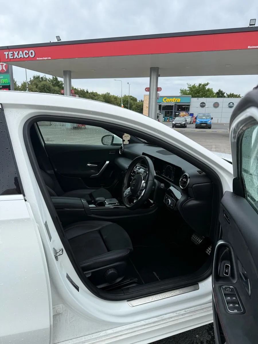 Mercedes A Class 250e - Image 3