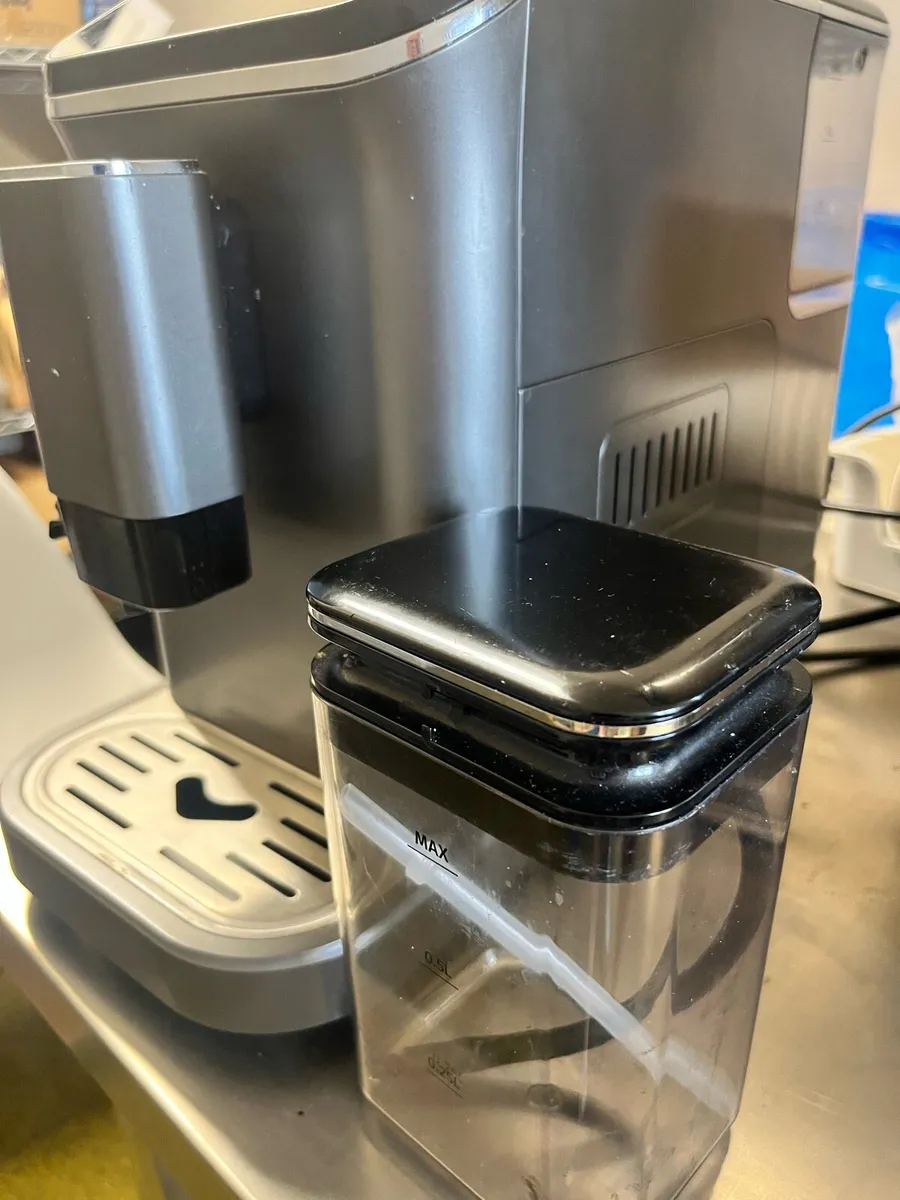 Coffee Machine - Image 3