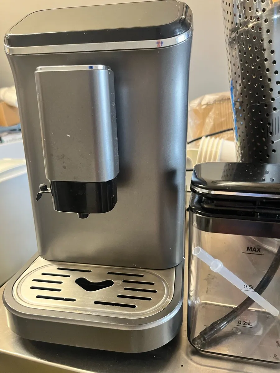 Coffee Machine - Image 4